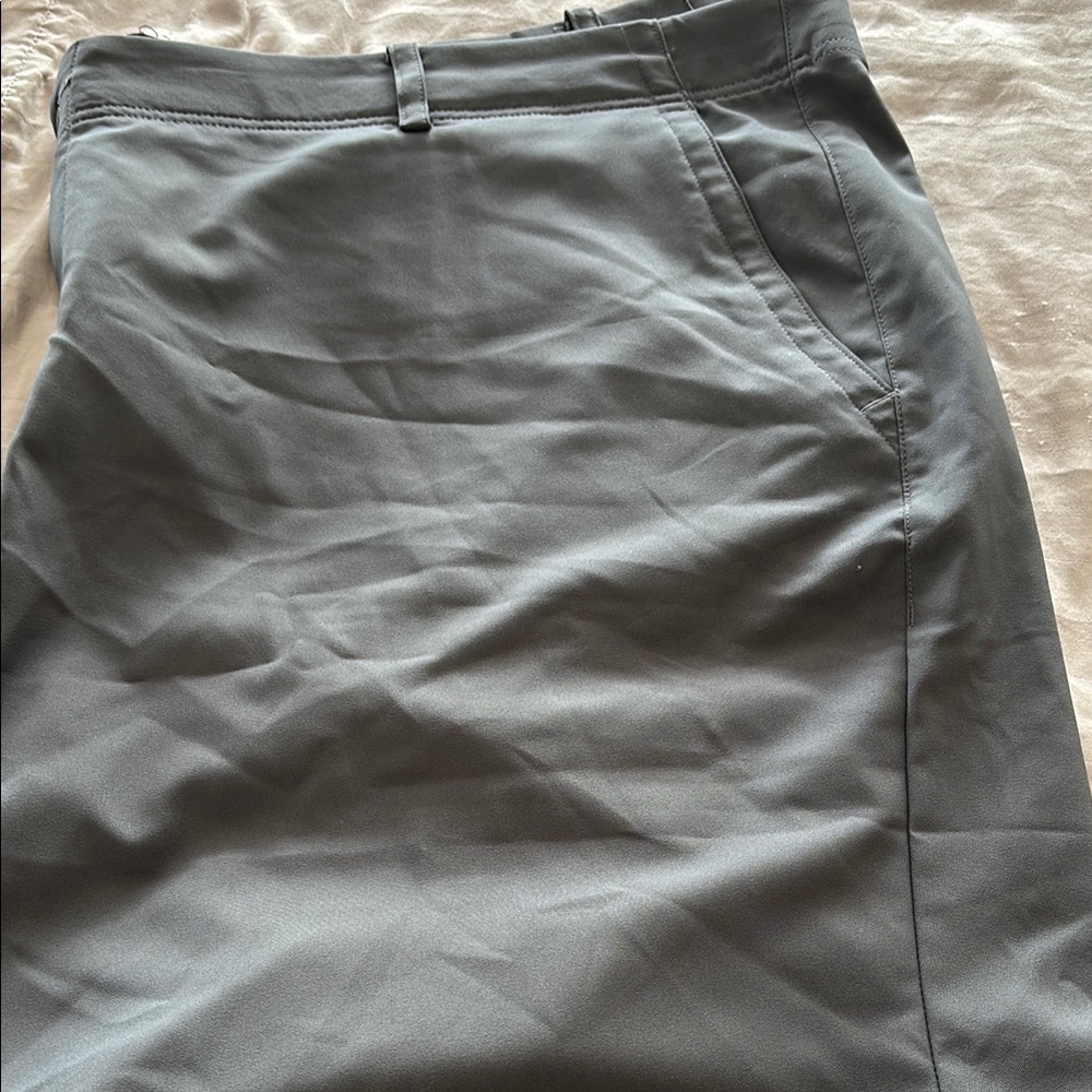 🦸♂️Big & Tall -Gray Nike dri- fit 4XLT
